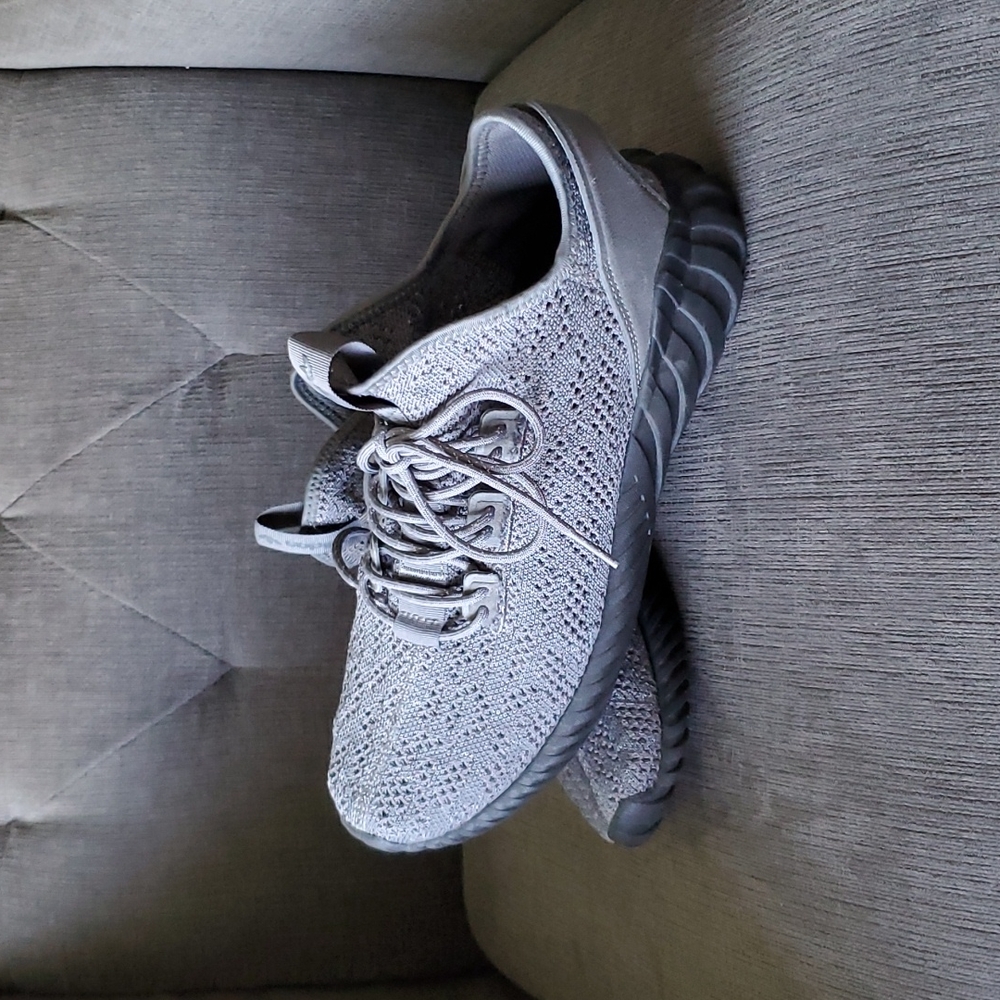 Adidas Tubular Doom